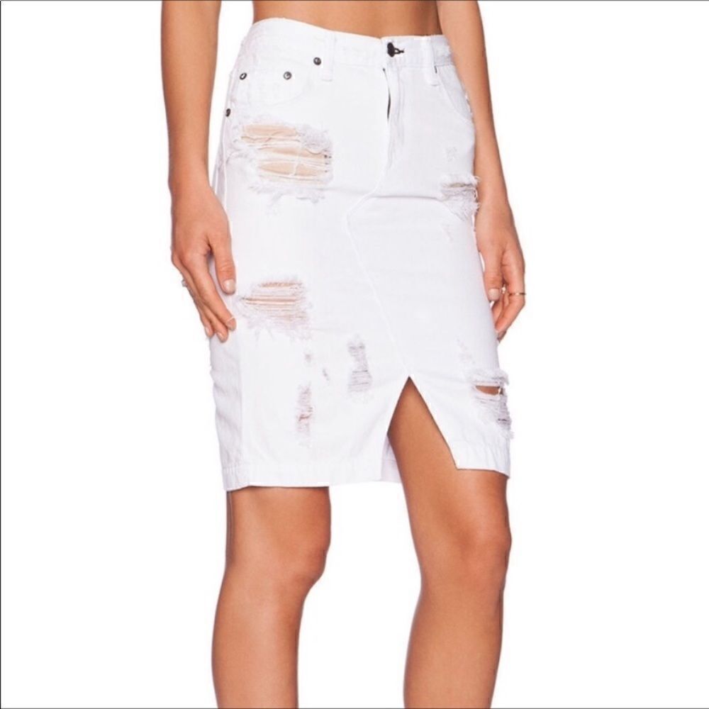 Rag & Bone / Jean Shed White Denim Skirt Pencil